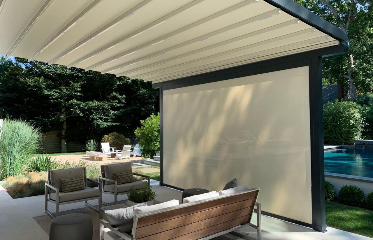 Motorized pergola shade