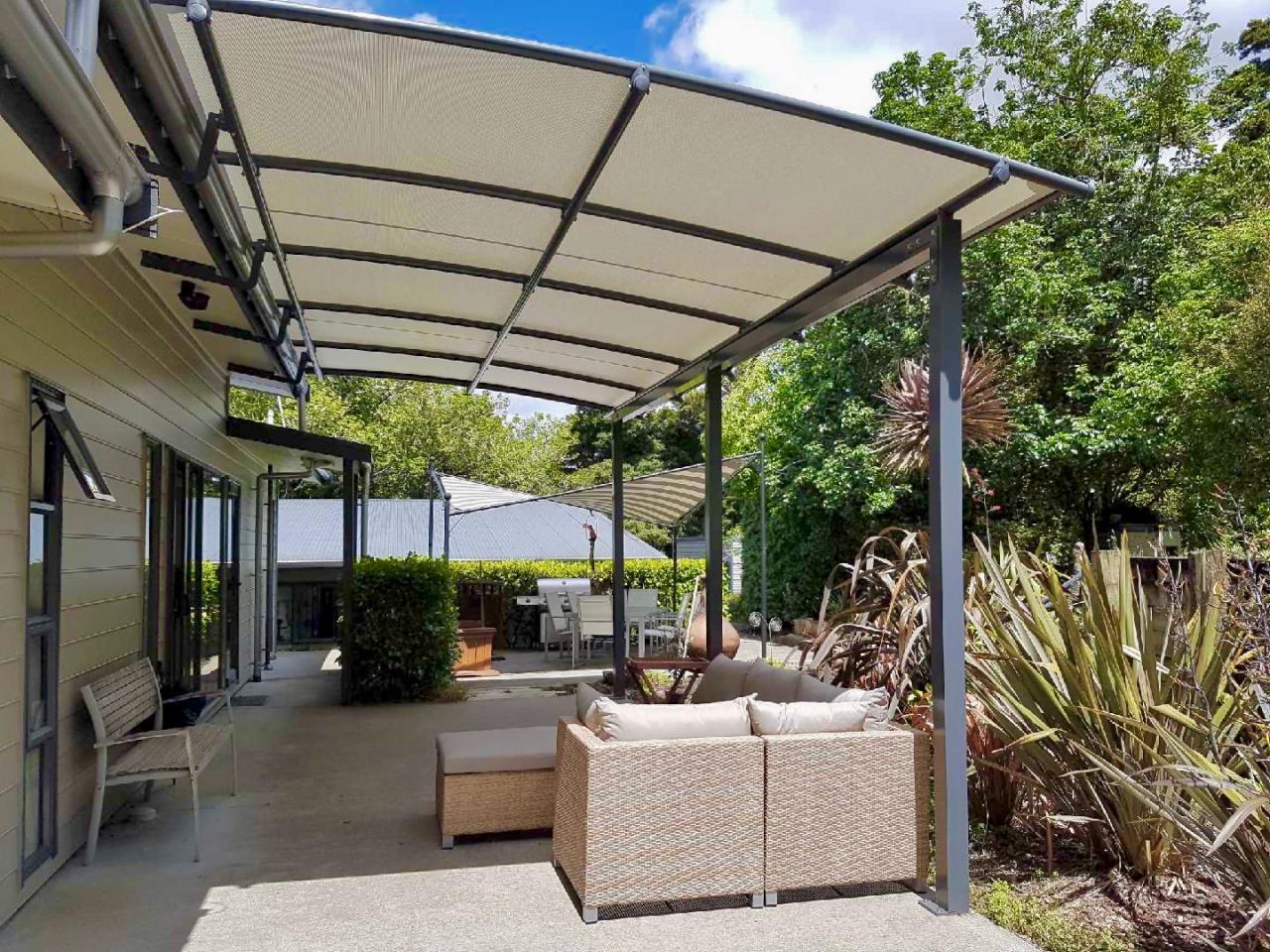 Canvas pergola shade