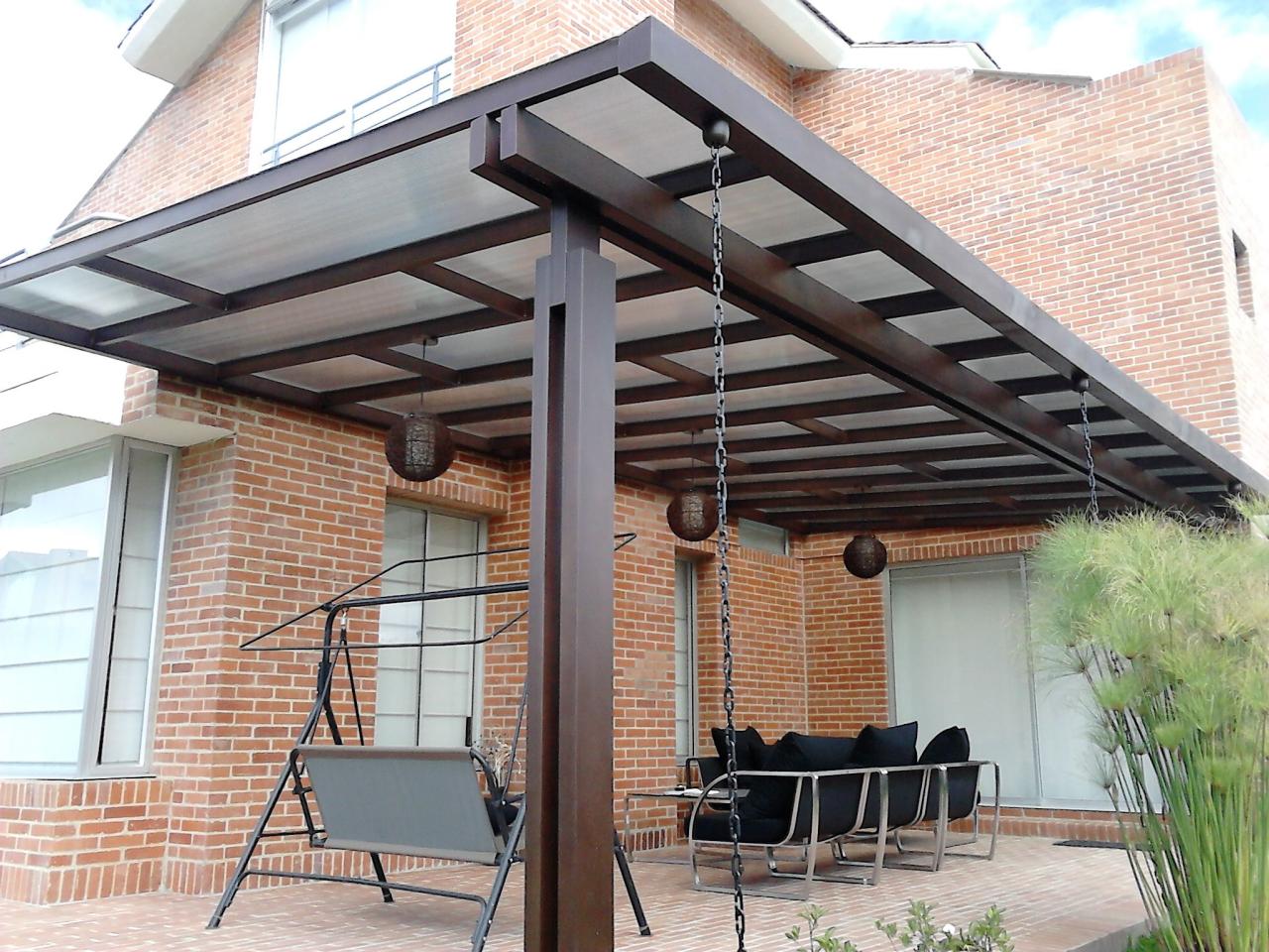 Metal pergola frame